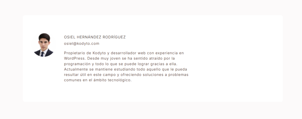 Bloque de información del autor de una entrada, de la nueva web de Kodyto.